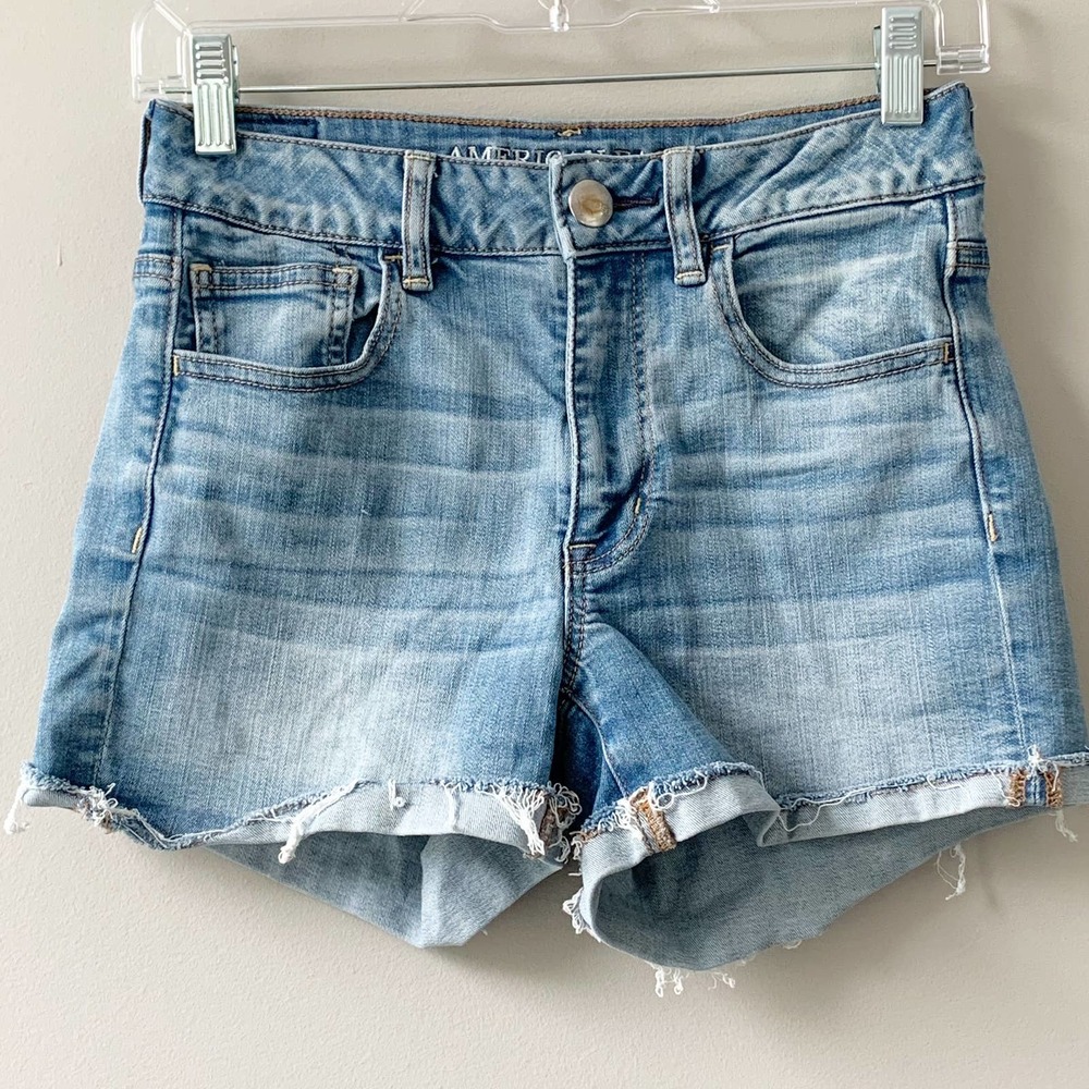American Eagle High Rise Short